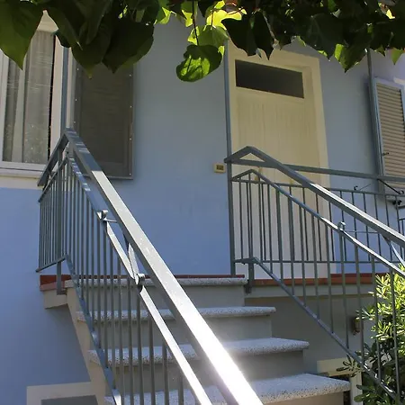 Casa Azzurra 3 E 2 Bagni פטובאיה